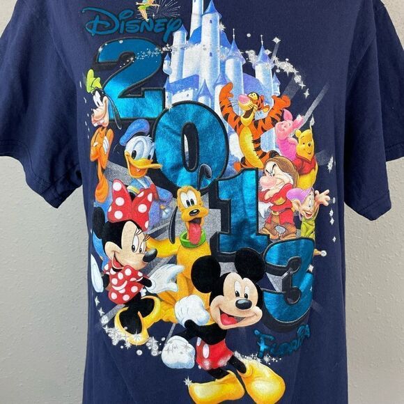 Disney 2013 Short Sleeve T-Shirt Size L EUC - Picture 2 of 5